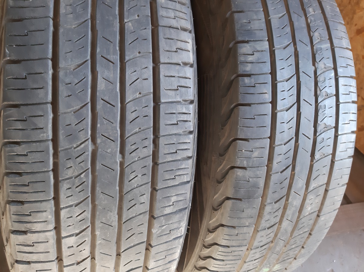 Придбати вживані шини Kumho RoadVenture APT 245/75 R 16