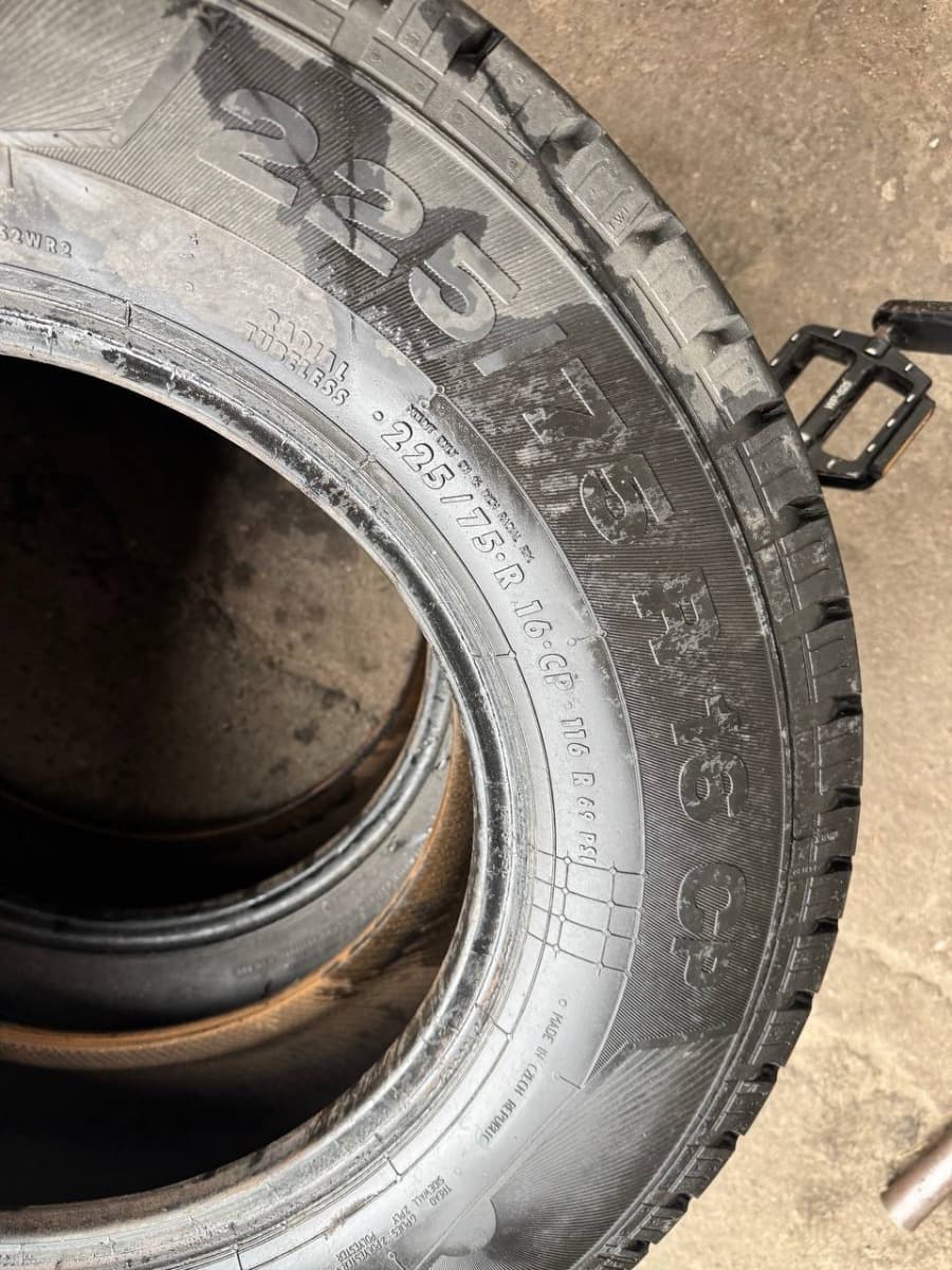 Вживані шини Continental Vanco Camper     225/75 R 16C