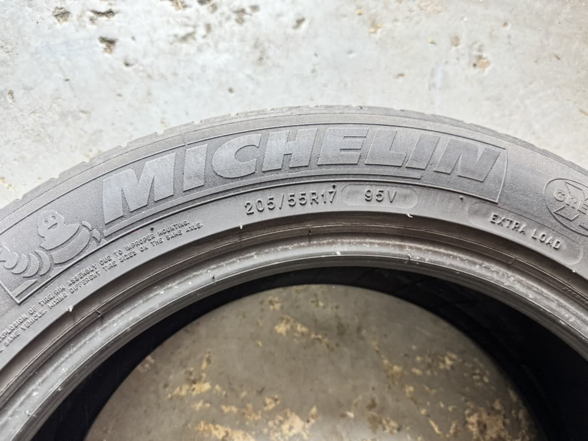 Вживані шини Michelin Primacy 3  205/55 R 17