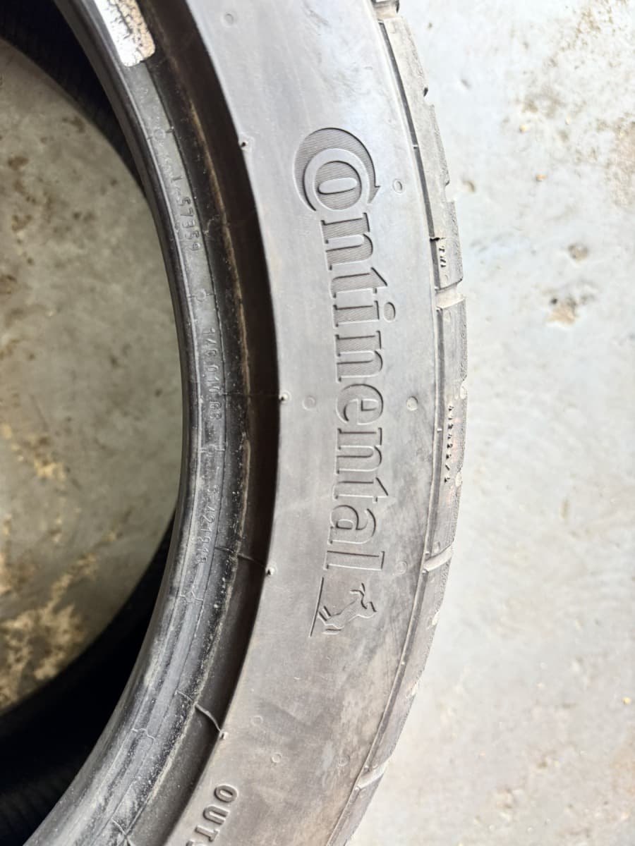 Вживані шини Continental ExtremeContact DWS06 225/45 R 17