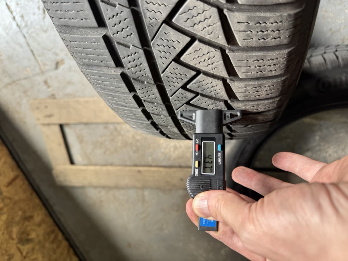 Вживані шини Continental WinterContact TS850P    215/65 R 17