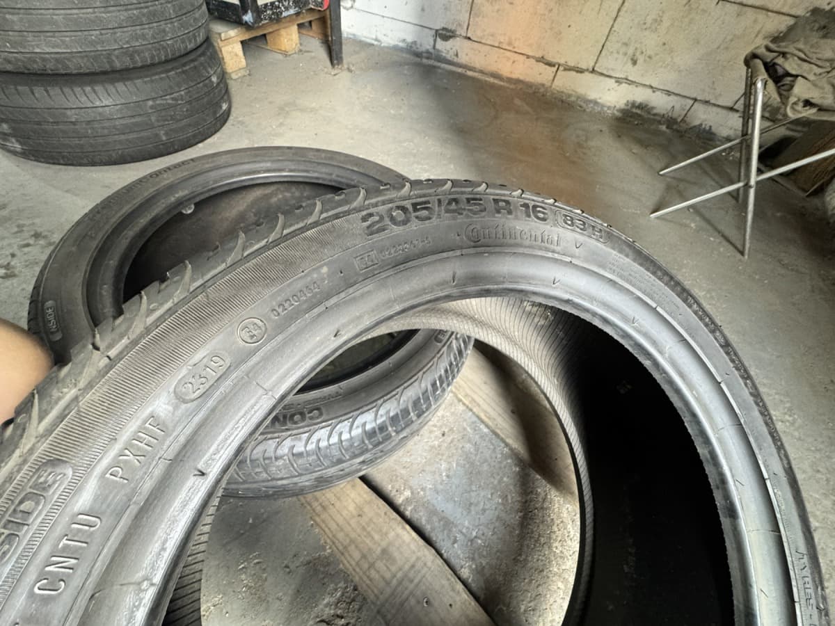 Вживані шини Continental Premium Contact …   205/45 R 16