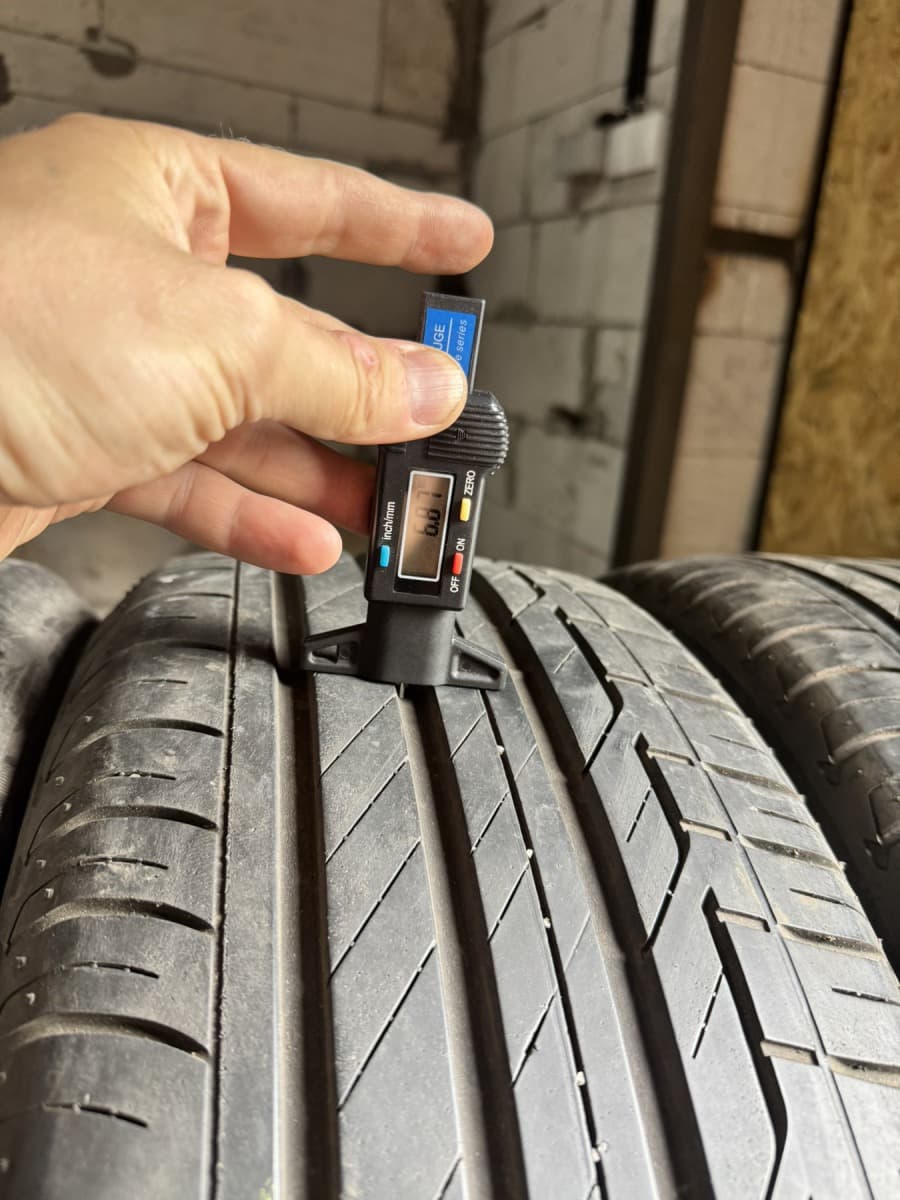 Вживані шини Bridgestone Turanza T001 225/55 R 17