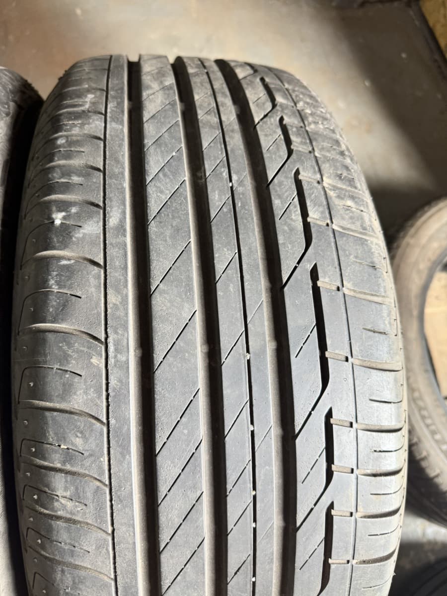 Вживані шини Bridgestone Turanza T001 225/55 R 17