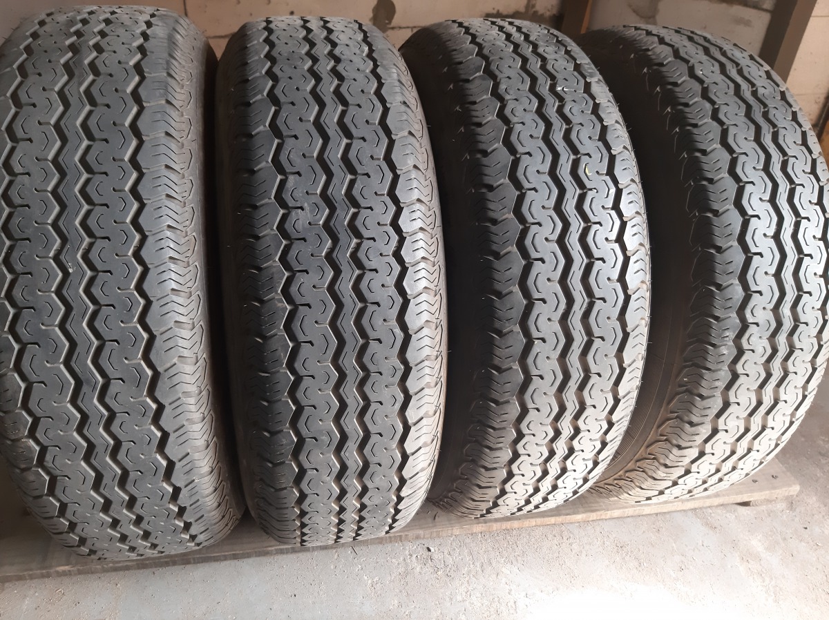 Придбати вживані шини Vredestein Sprint Classic 215/70 R 15