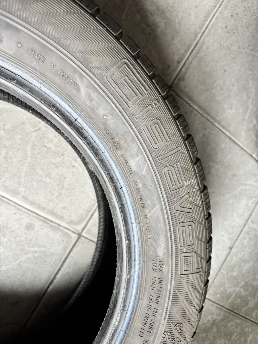 Вживані шини Dislavet Evro Frost 6 215/55 R 16