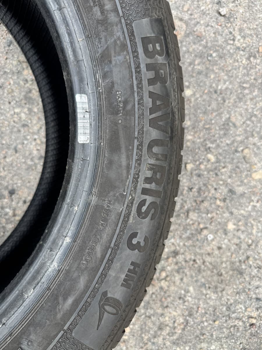 Вживані шини Barum Bravuris 3 215/55 R 16