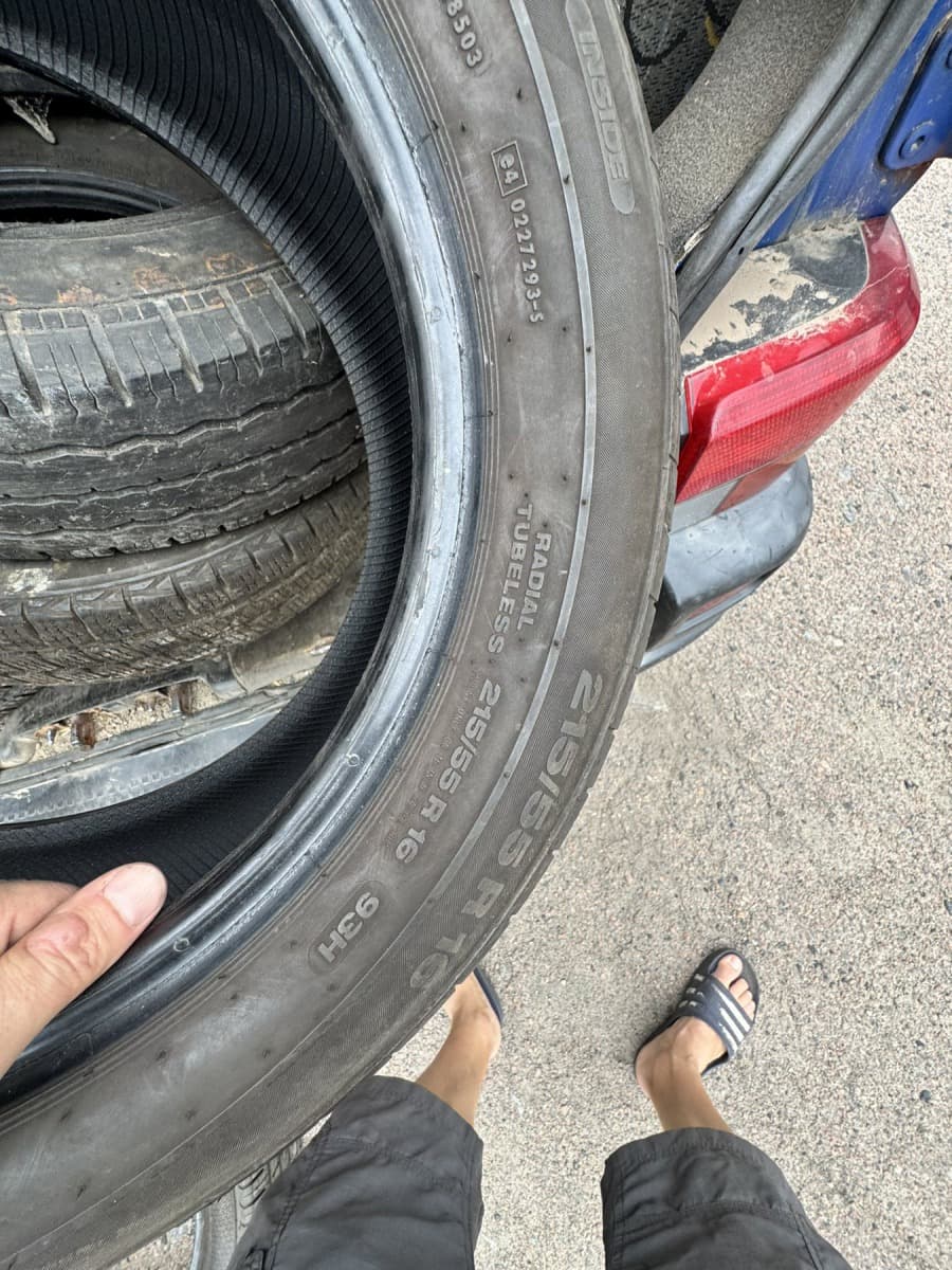 Вживані шини Continental ContiPremiumContact 2   …  215/55 R 16
