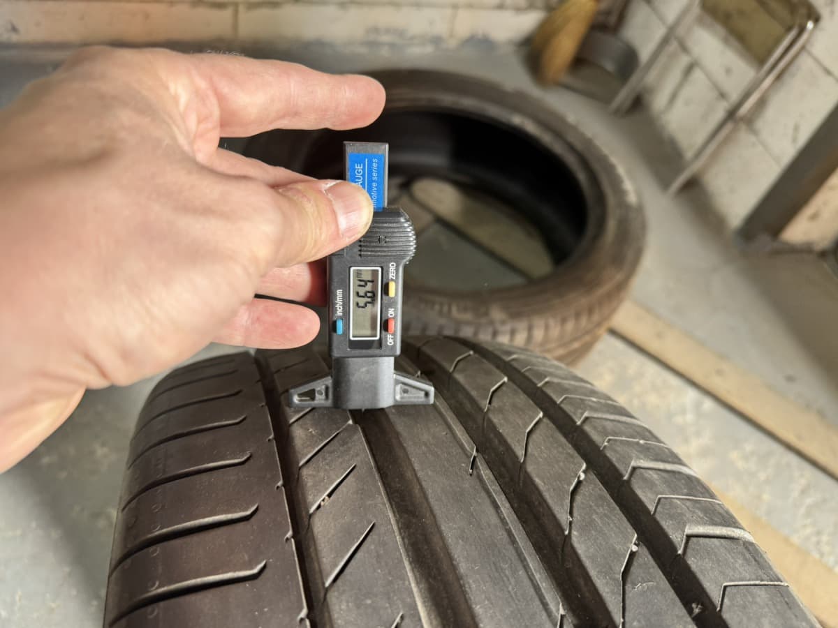 Вживані шини Continental Conti Sport Contact 5 245/45 R 19