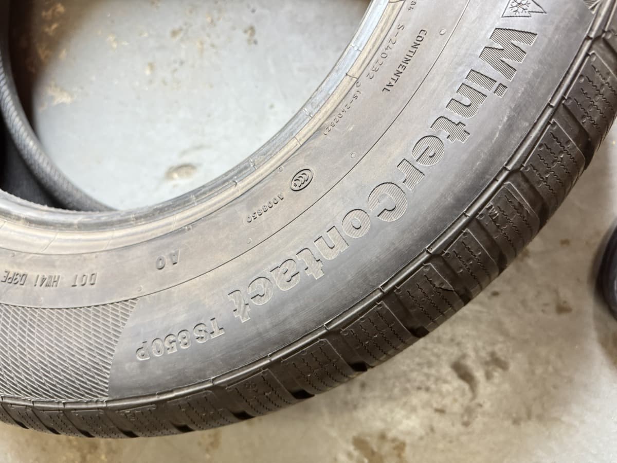 Вживані шини Continental WinterContact TS 850 235/65 R 17