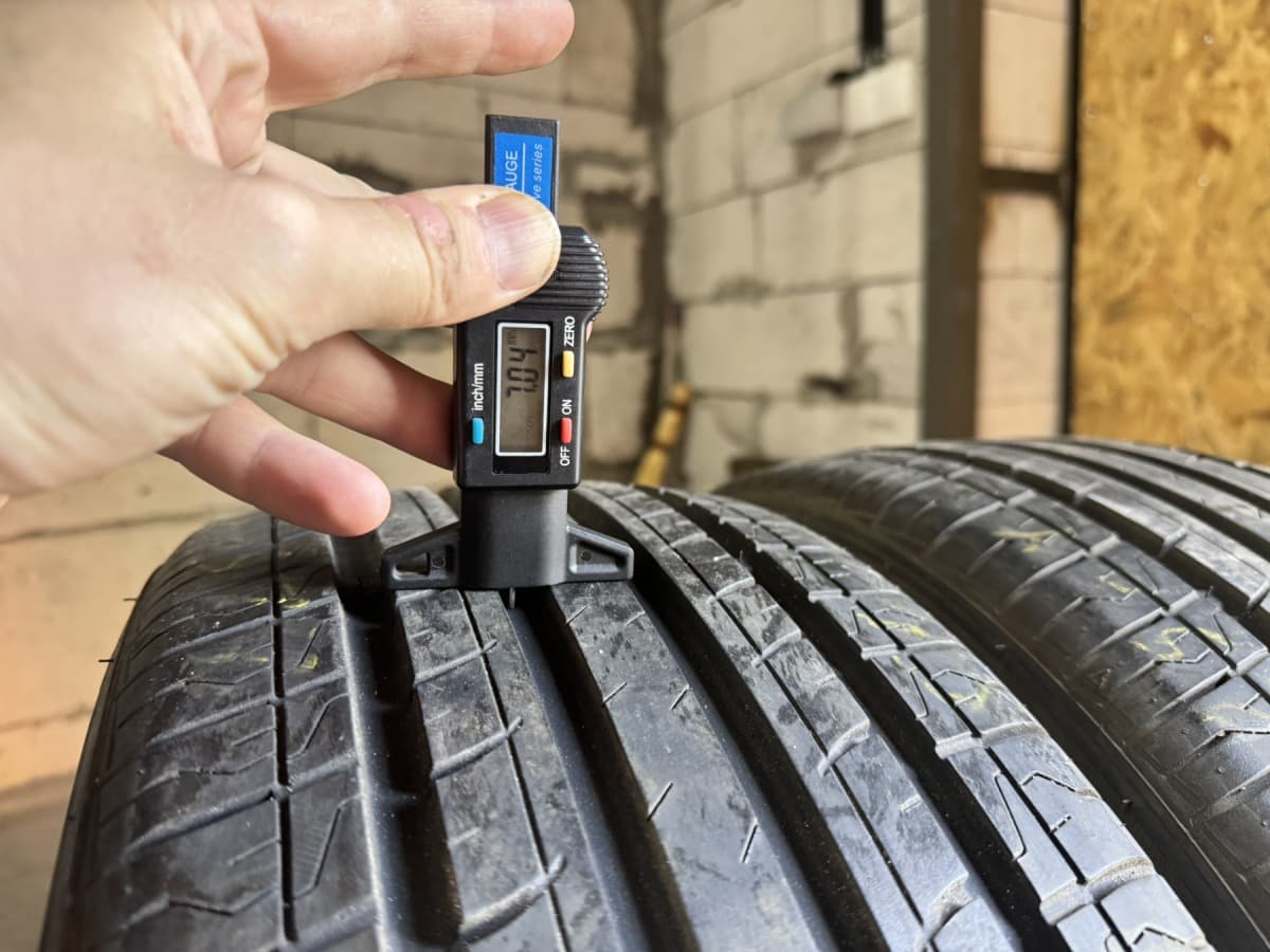 Вживані шини Nexen CP 643a 225/45 R 18