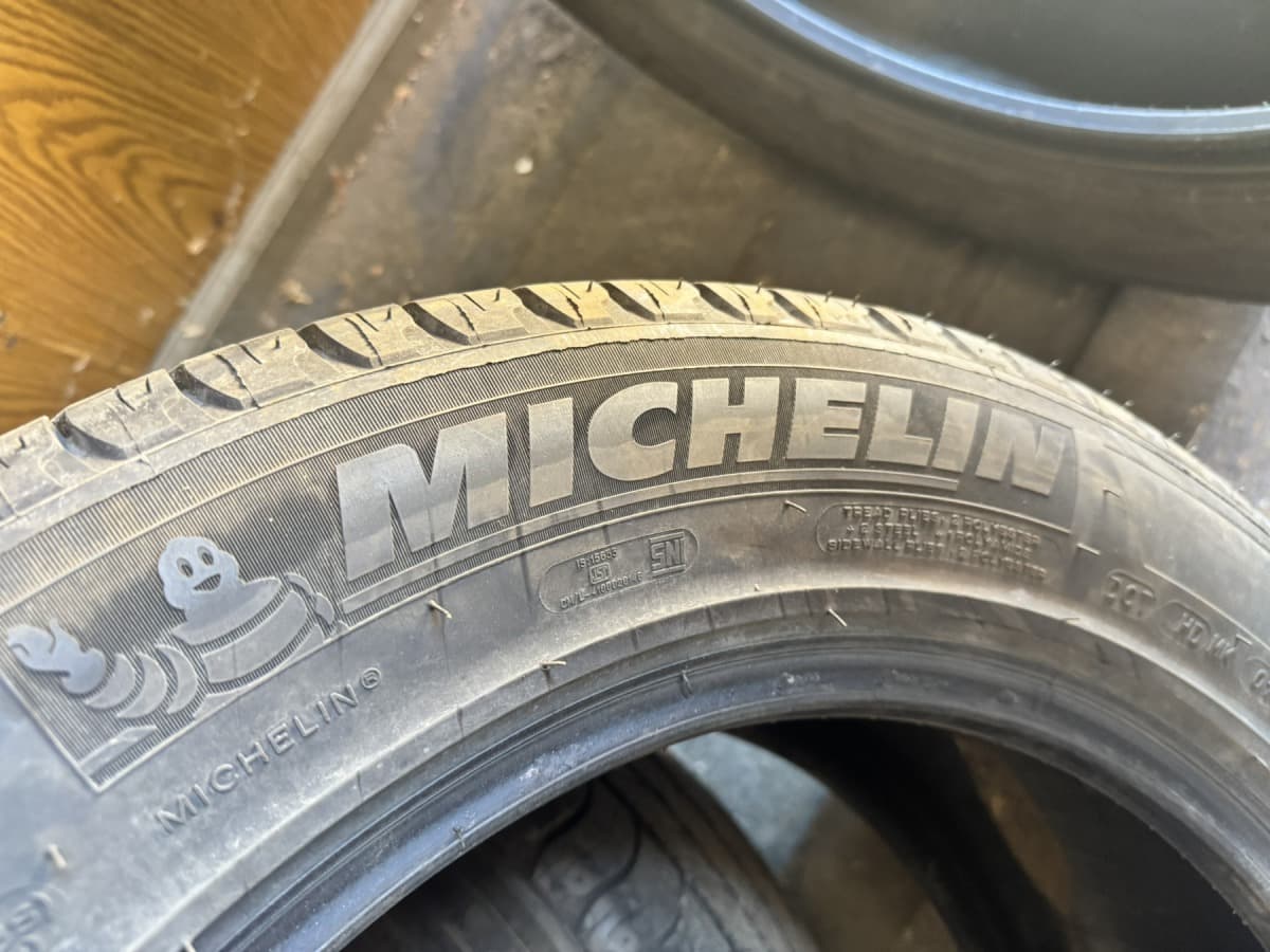 Вживані шини Michelin Latitude Tour HP   255/55 R 19