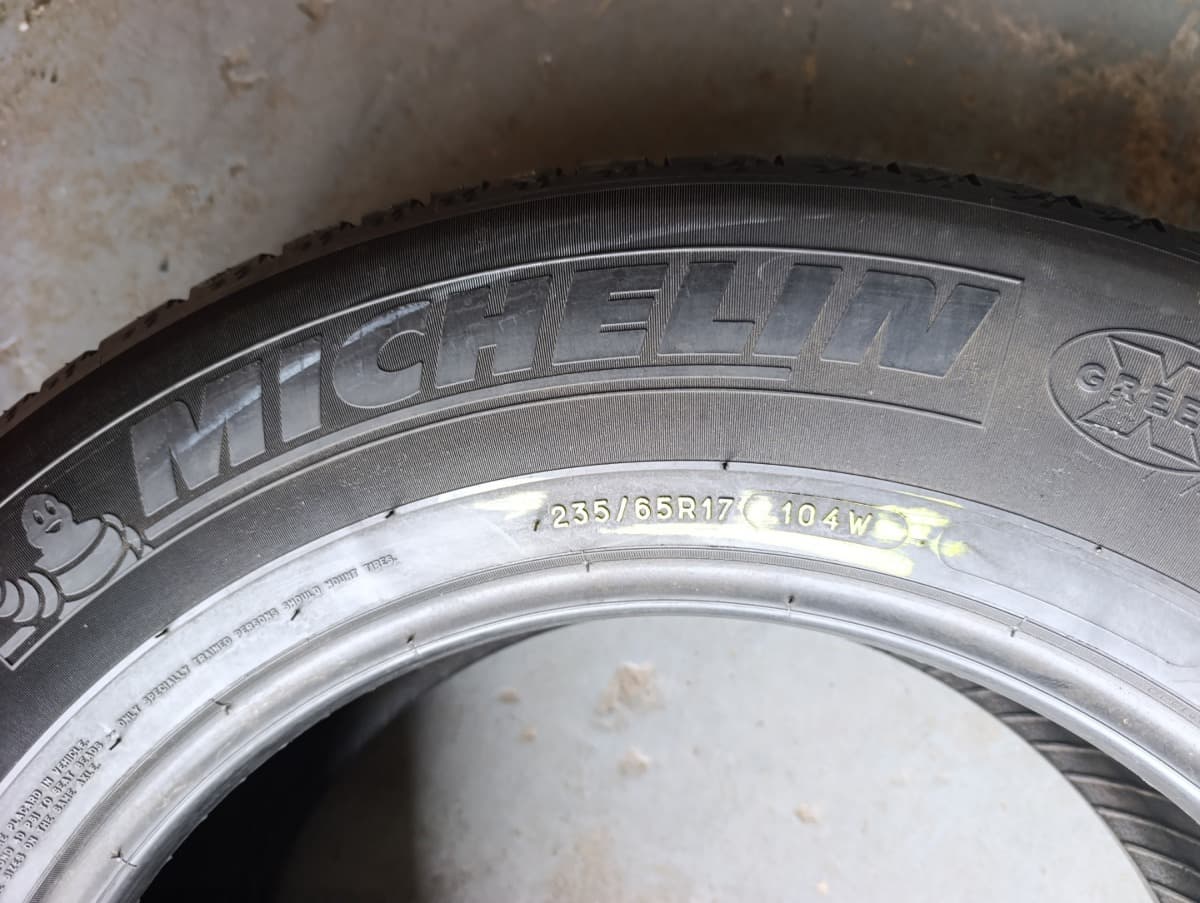 Вживані шини Michelin Latitude Sport 3 … . 235/65 R 17