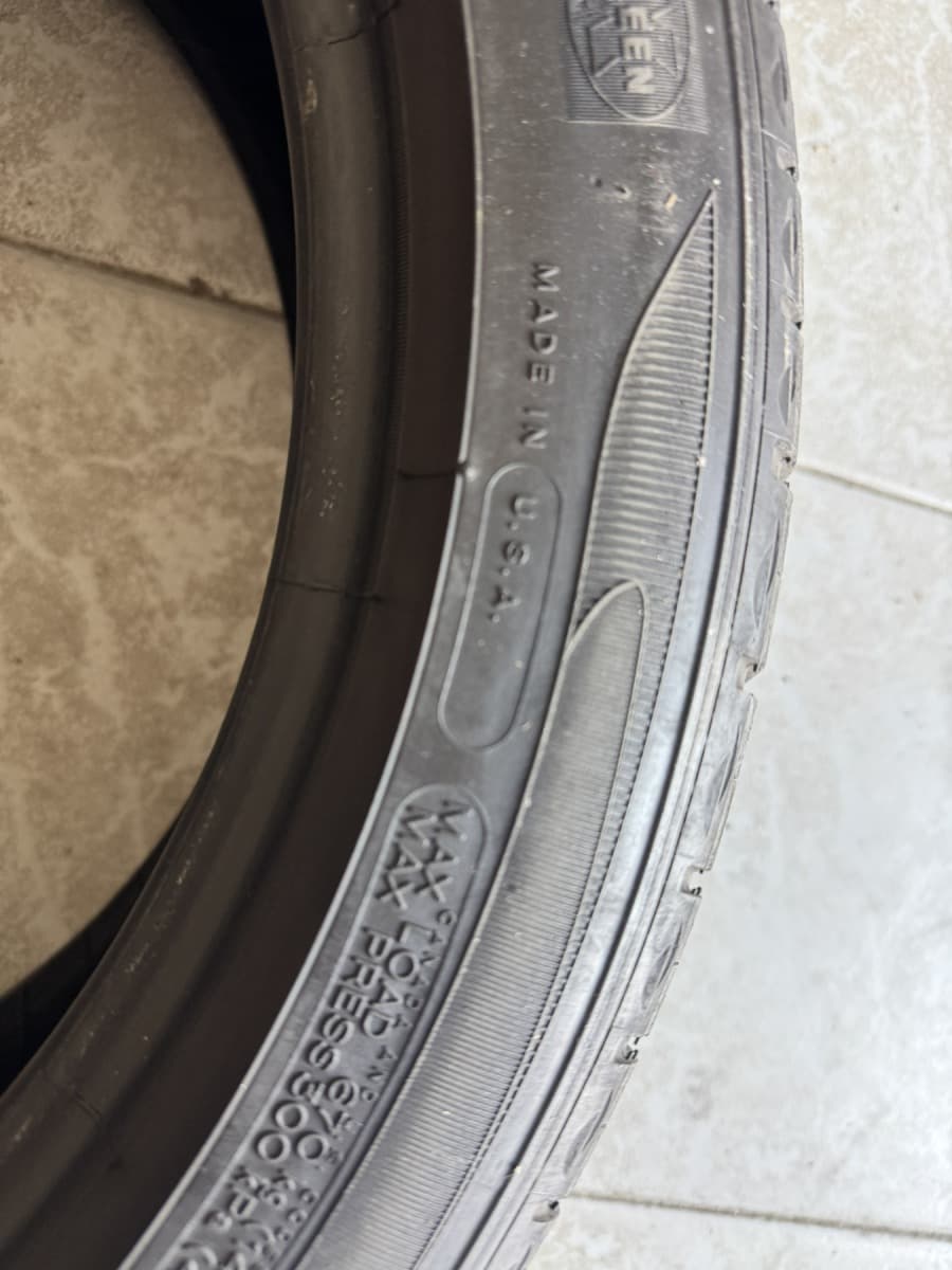 Вживані шини Michelin Primacy MXM 4 235/45 R 18