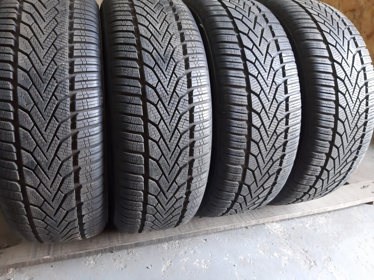 Придбати вживані шини Semperit Speed-Grip 2   205/55 R 16