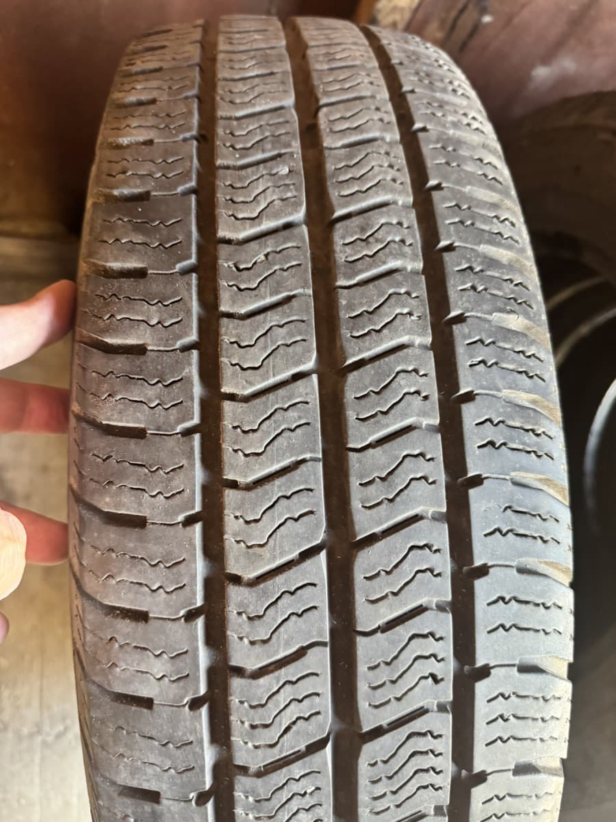 Вживані шини Barum Snovanis 3  . . . 195/75 R 16C