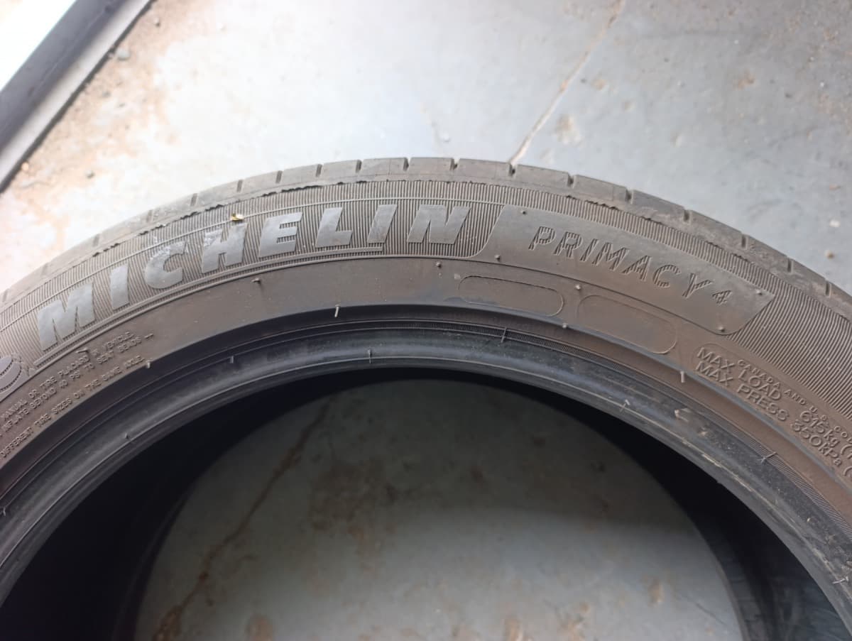 Вживані шини Michelin Primacy 4   .  215/50 R 17