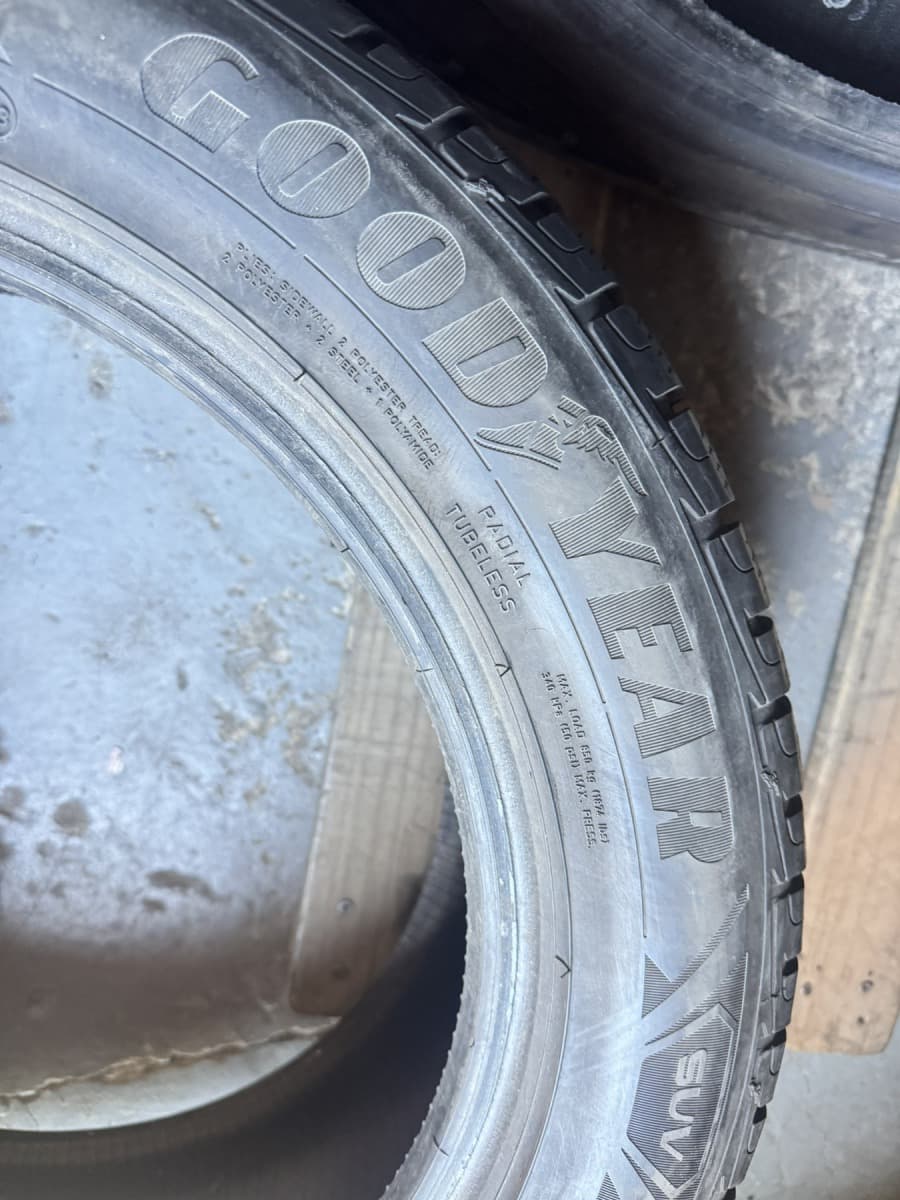 Вживані шини GoodYear UltraGripPerfomance      225/55 R 18