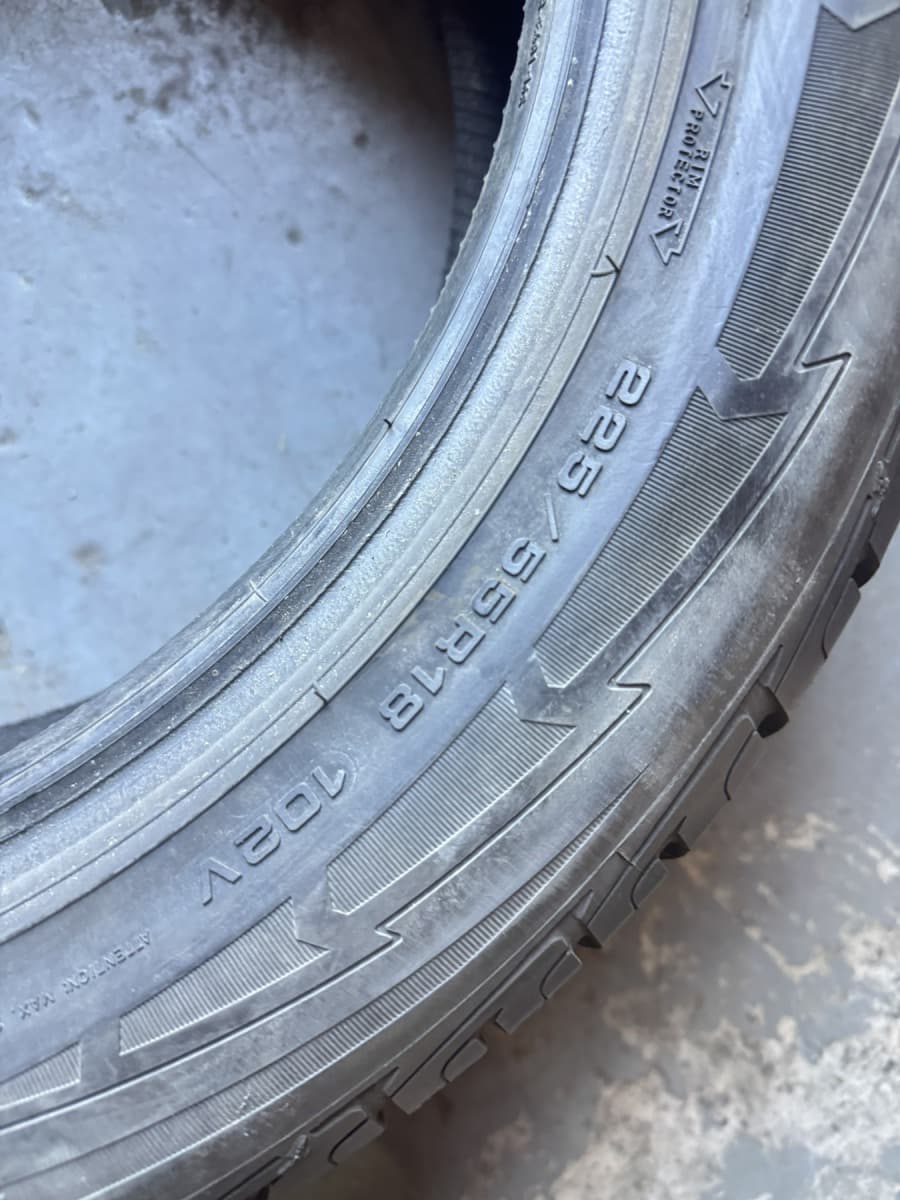 Вживані шини GoodYear UltraGripPerfomance      225/55 R 18