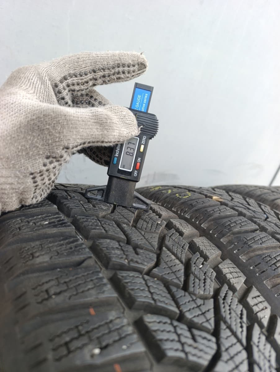 Вживані шини Dunlop Winter Sport 5.    205/60 R 16