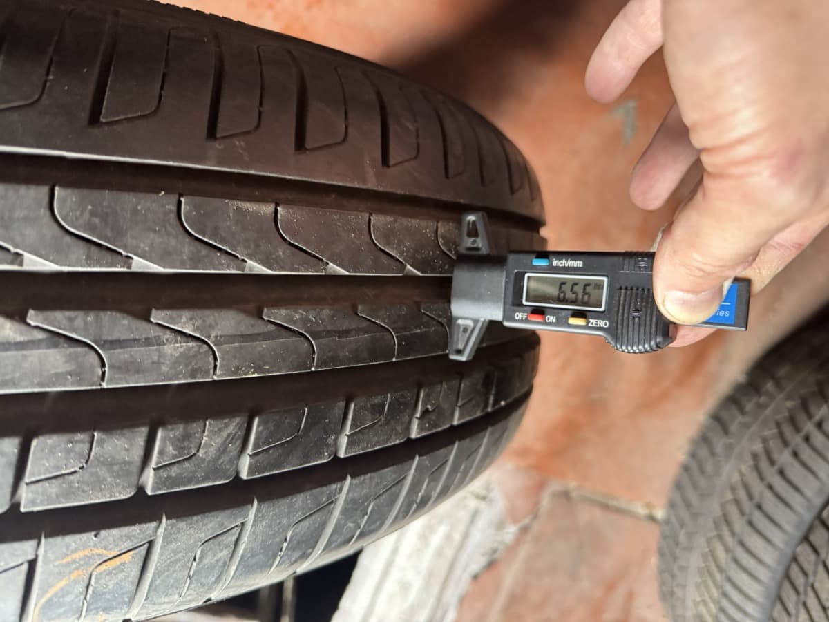Вживані шини Pirelli Cinturato P7.    … 205/60 R 16