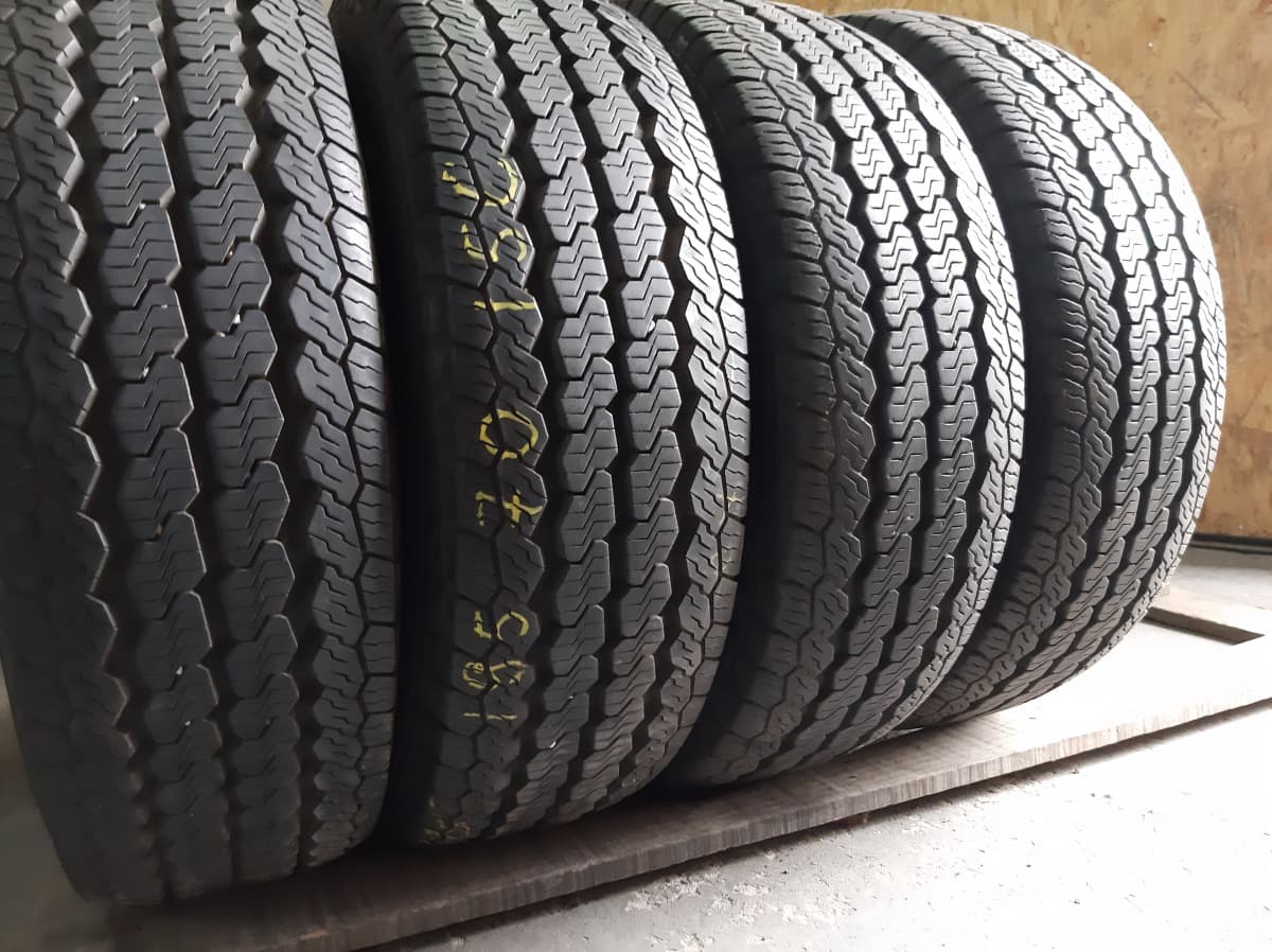 Придбати вживані шини Continental Vanco Four Season   . 195/70 R 15C