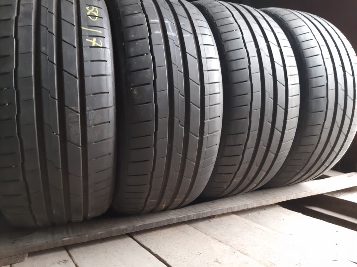 Придбати вживані шини Hankook Ventus S1 evo3   …   225/50 R 17