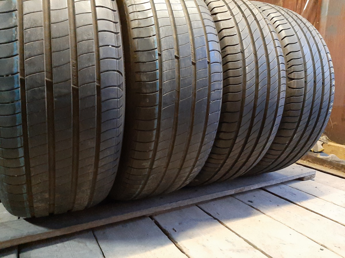 Придбати вживані шини Michelin Primacy 4 .       225/55 R 17