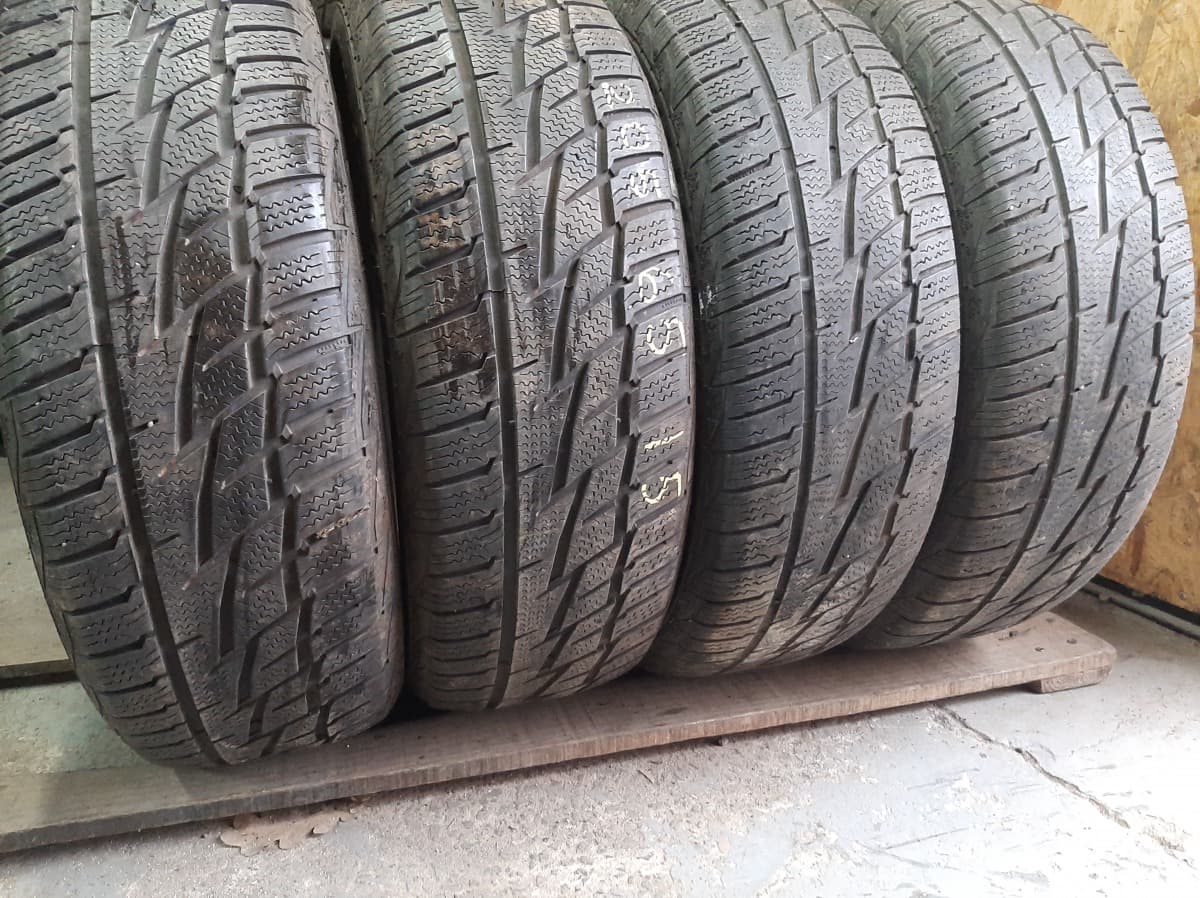 Придбати вживані шини Matador Sibir Snow . . . 205/65 R 15