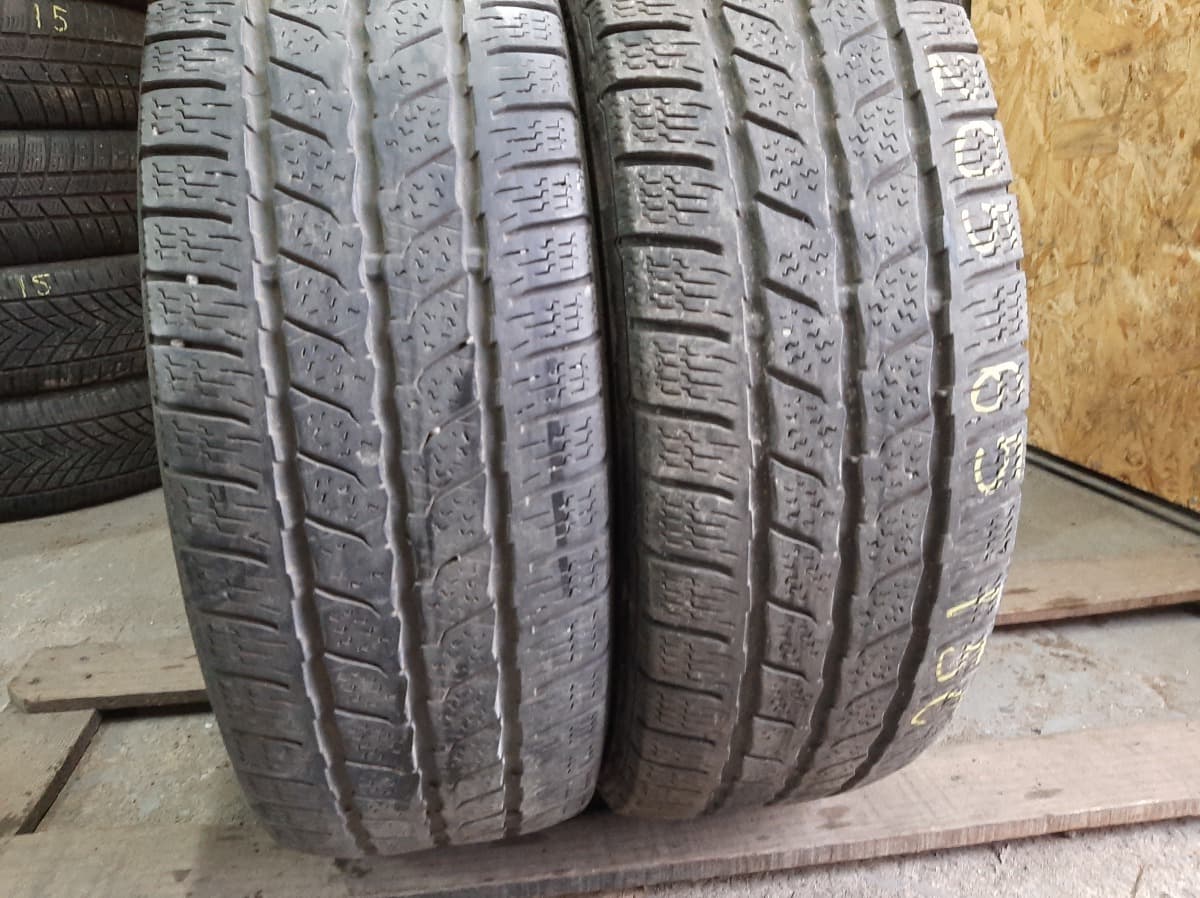 Придбати вживані шини Continental VanContactWinter    205/65 R 15C
