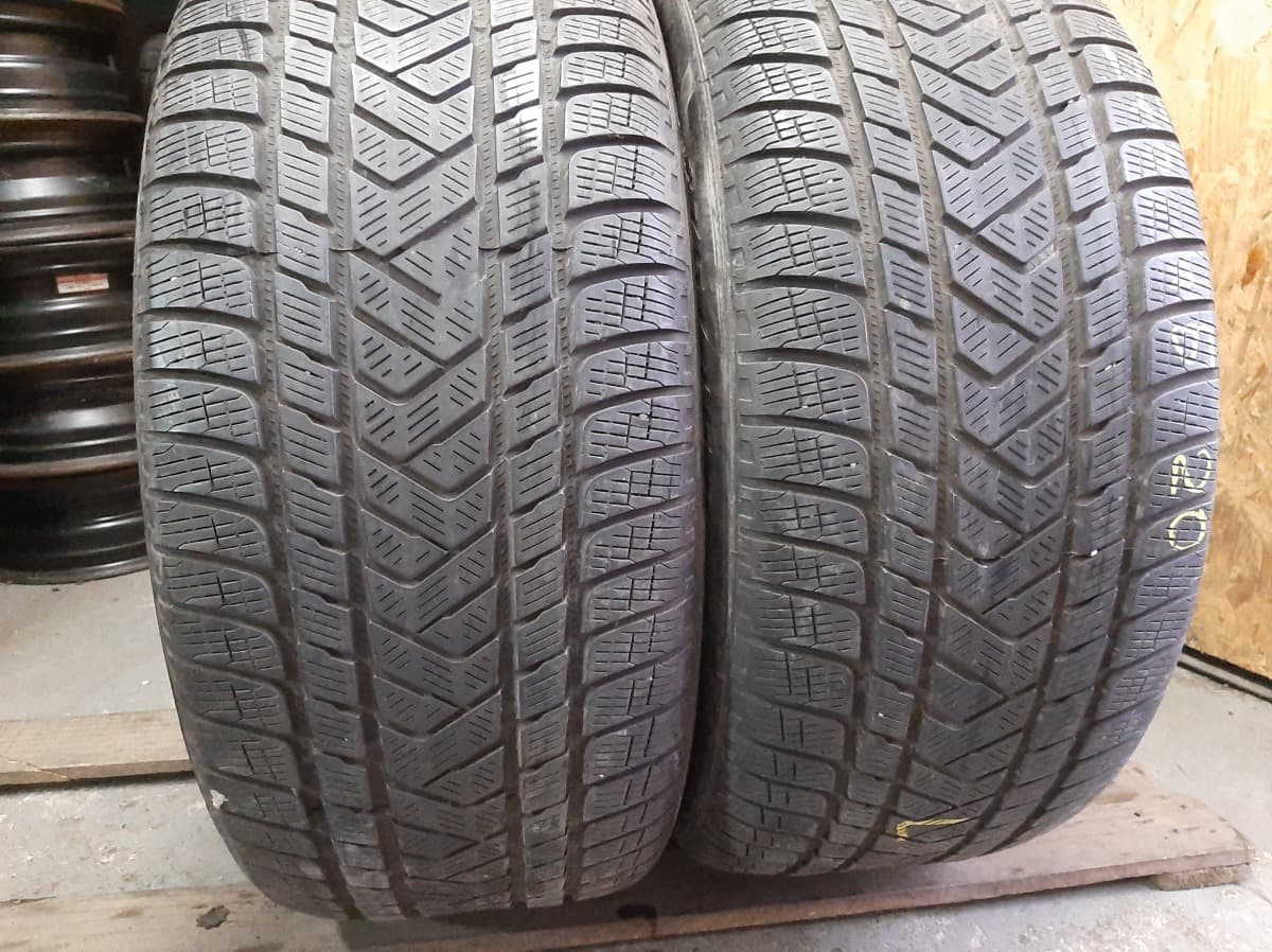 Придбати вживані шини Pirelli Scorpion Winter  … 275/45 R 20