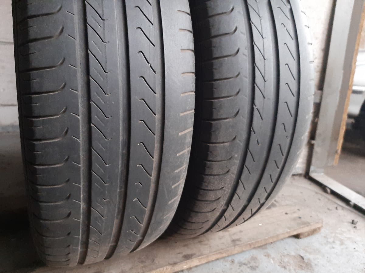 Придбати вживані шини Champiro GT Radial   195/65 R 15