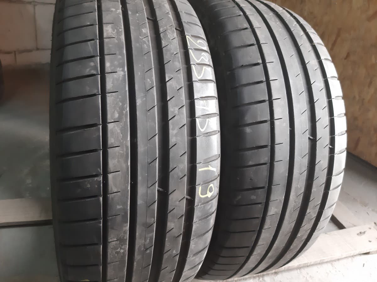 Вживані шини з Європи Michelin Pilot Sport 4 225/45 R 19