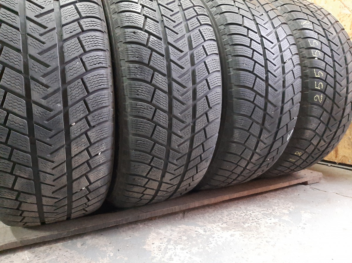 Вживані шини з Європи Michelin Latitude Alpin     . 255/55 R 18