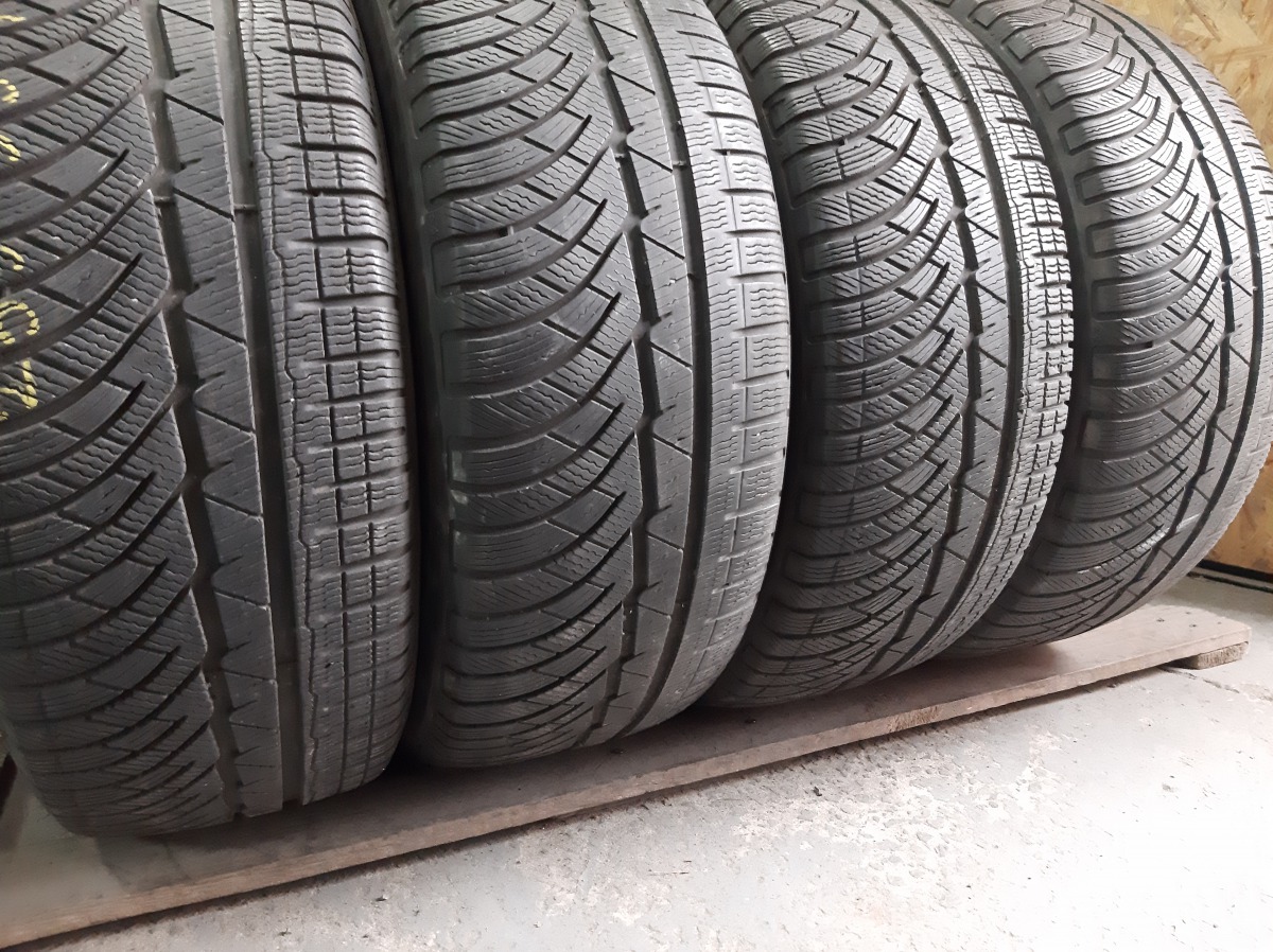 Вживані шини з Європи Michelin Pilot Alpin PA4    235/55 R 17