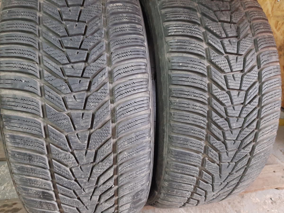 Вживані шини з Європи Hankook Winter i*Cept evo 3     255/40 R 20