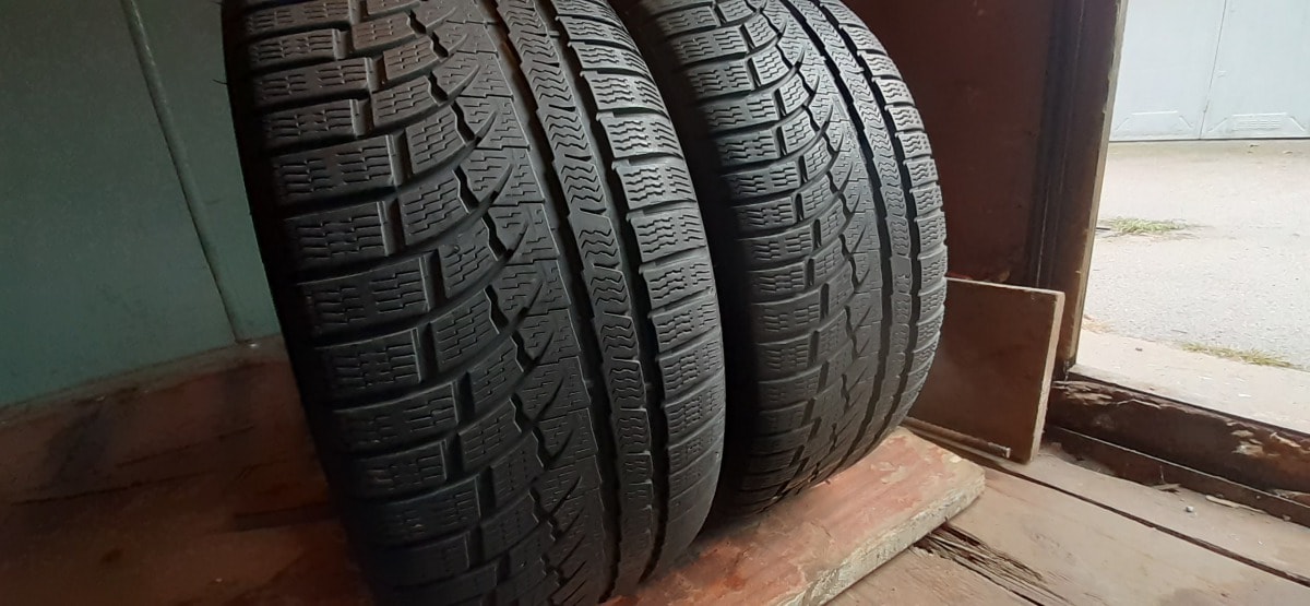 Вживані шини з Європи Nokian WR A4 255/45 R 18