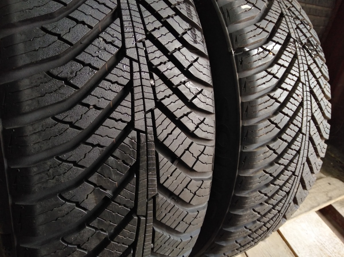 Вживані шини з Європи Kumho Solus HA 31 215/50 R 17