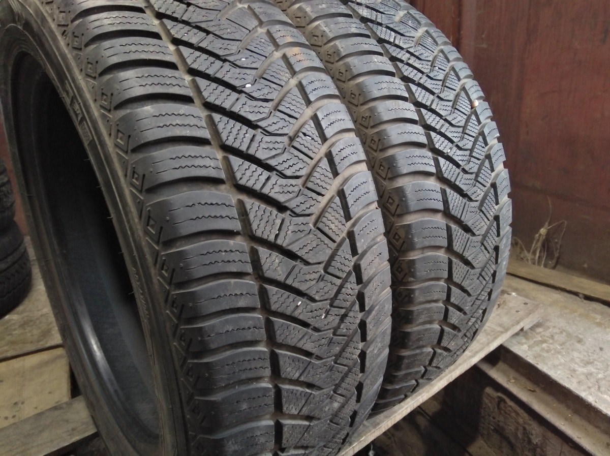 Вживані шини з Європи Maxxis Allseason AP2 215/55 R 17