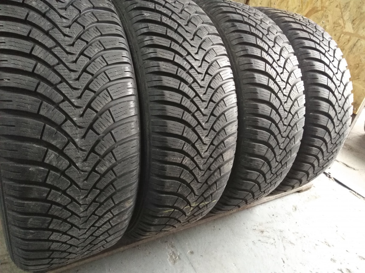 Вживані шини з Європи Falken Eurowinter H501 SUV 225/55 R 18