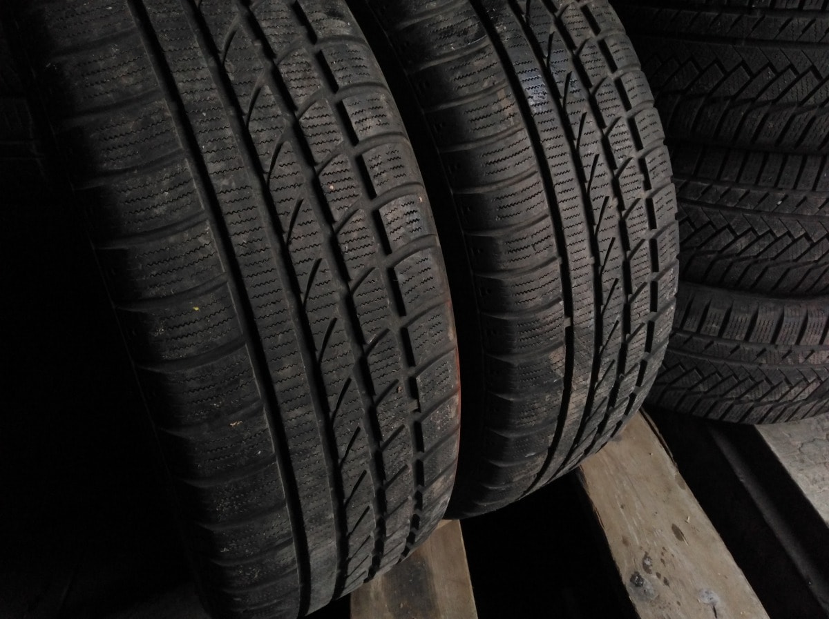 Вживані шини з Європи Hankook ICEBEAR W300 225/60 R 18
