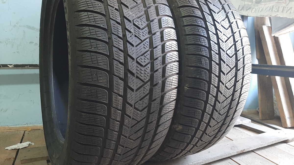 Вживані шини з Європи Pirelli Skorpion Winter 285/45 R 19