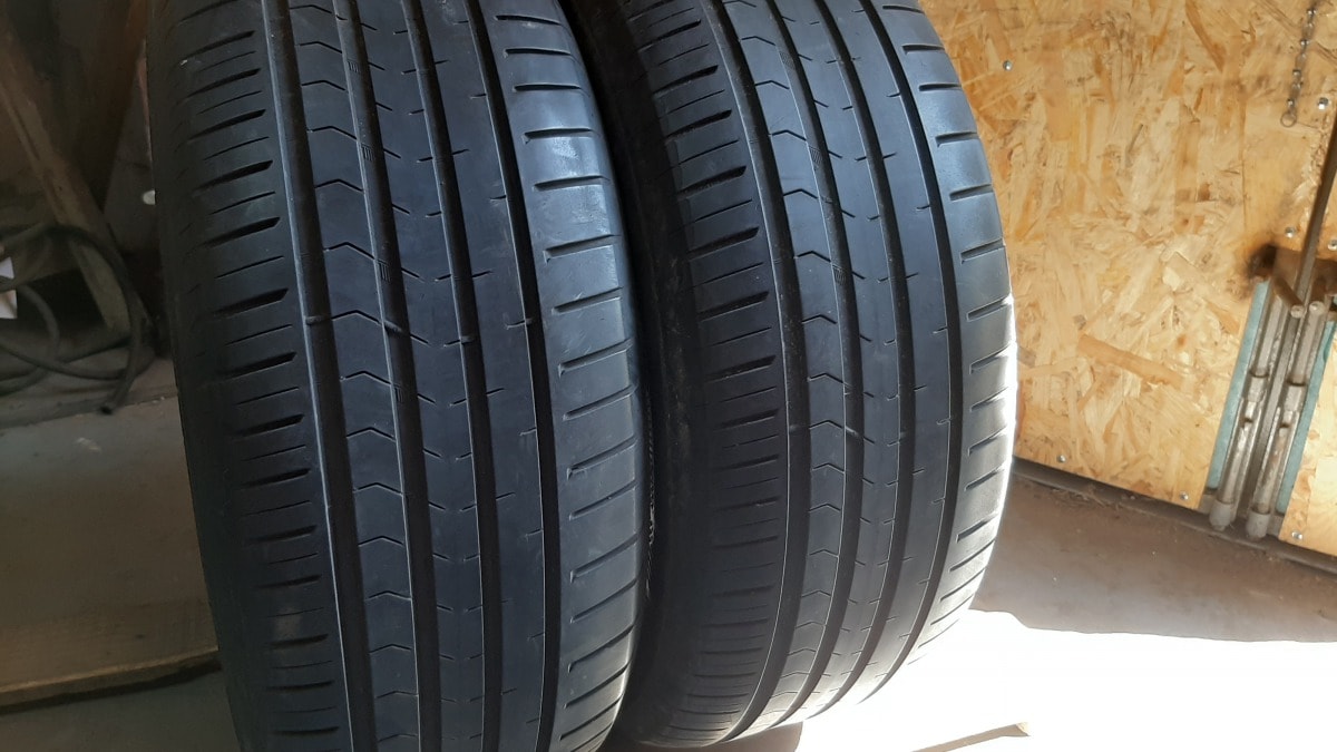 Вживані шини з Європи Vredestein Giugiarodesing 225/55 R 16