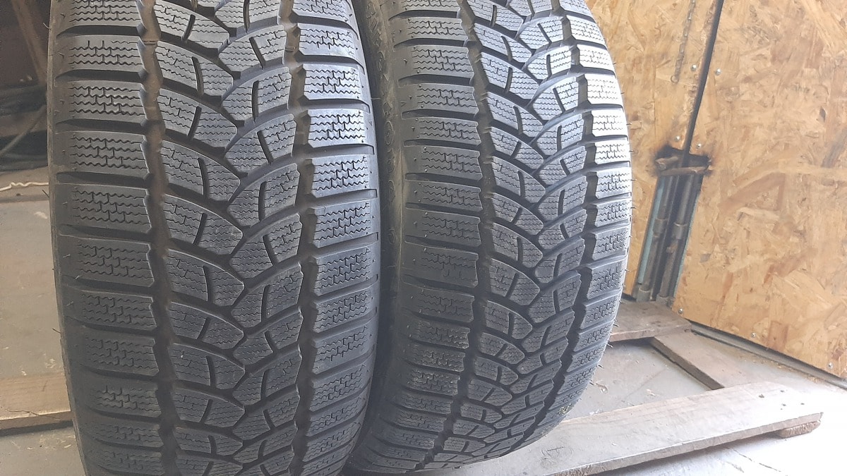 Вживані шини з Європи Firestone WinterHawk 3 235/45 R 17