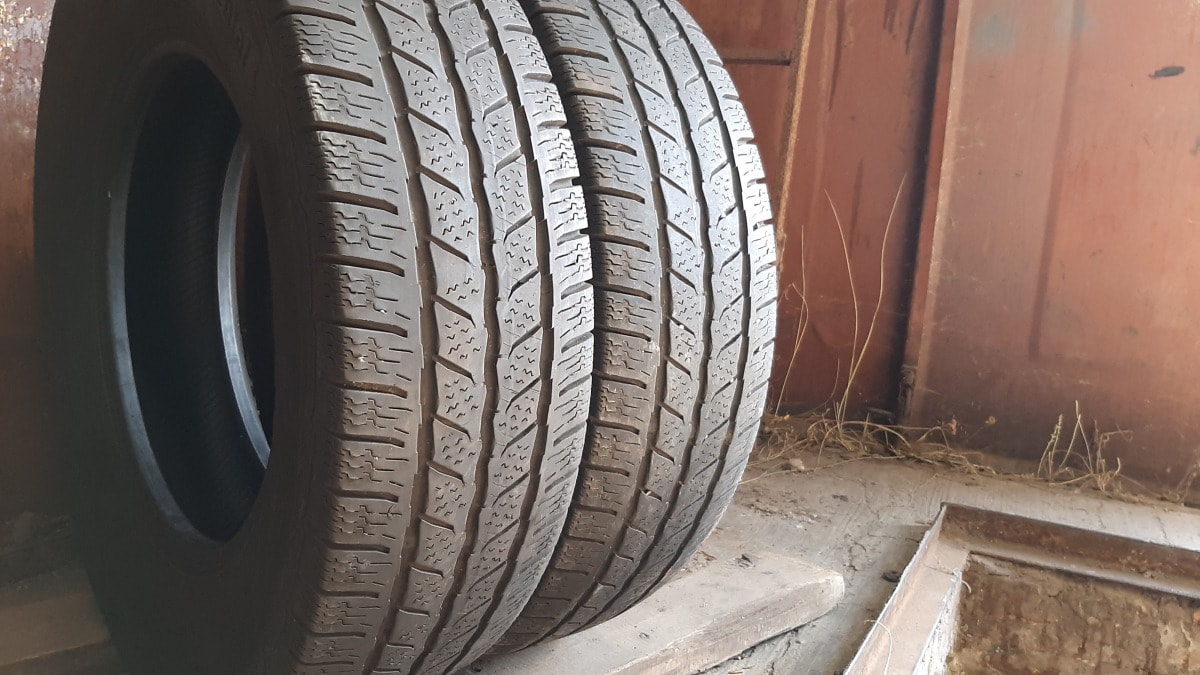 Вживані шини з Європи Continental Van Contact Winter 215/75 R 16C