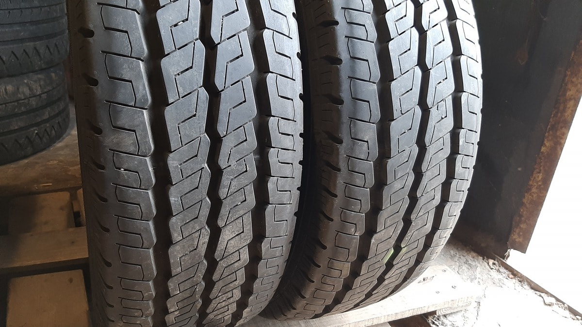 Вживані шини з Європи Continental VancoCamper 215/70 R 15C