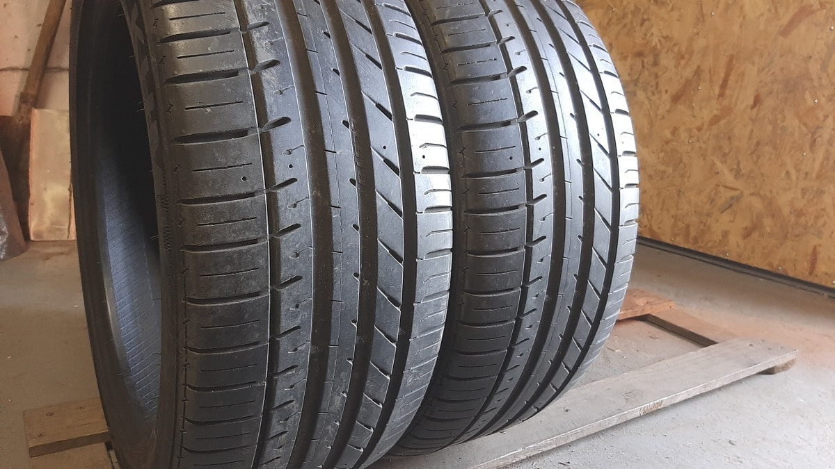 Вживані шини з Європи Kumho EcstaLeSport 245/45 R 18