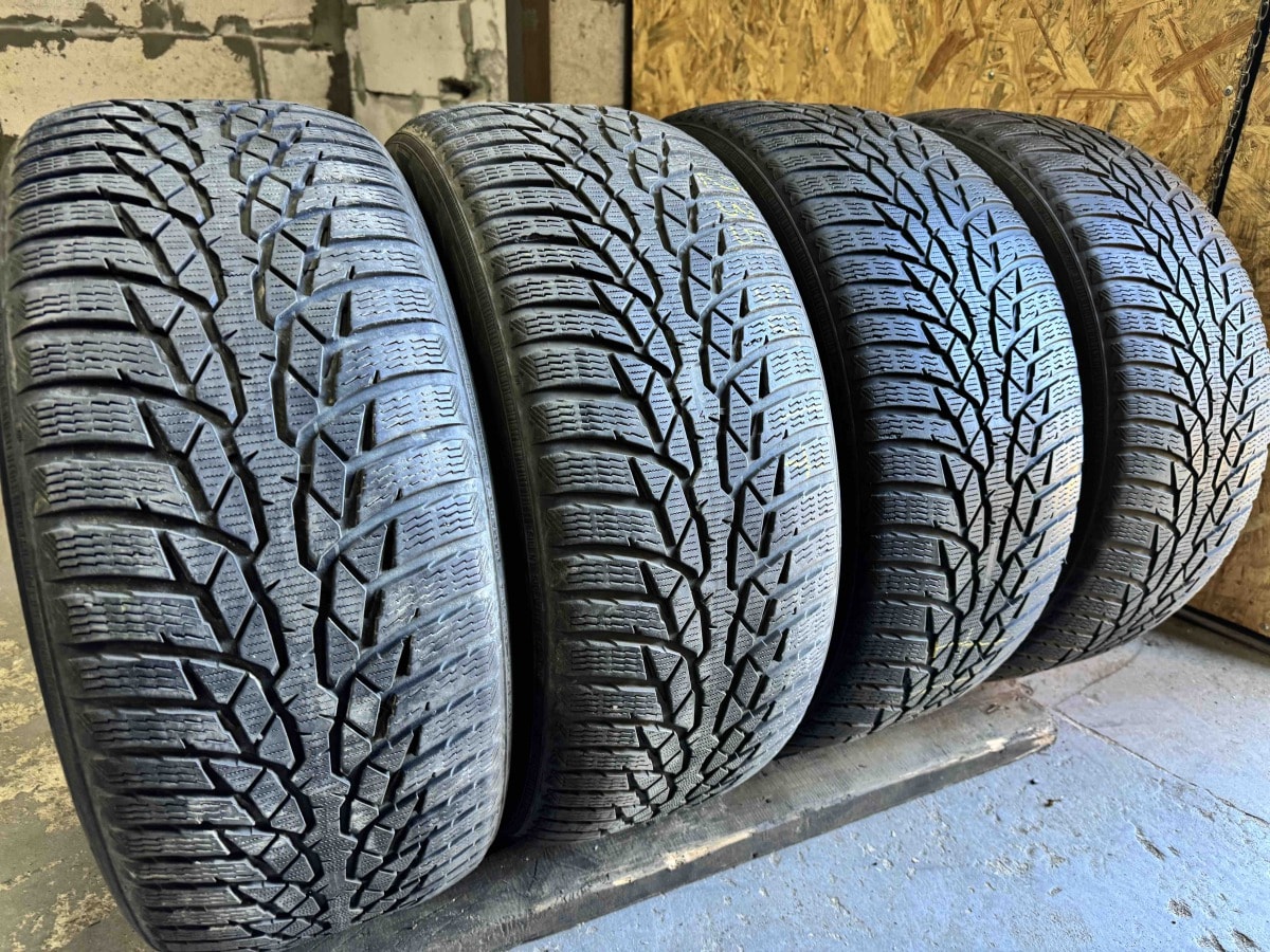 Вживані шини з Європи Nokian WRD4/ 235/50 R 17