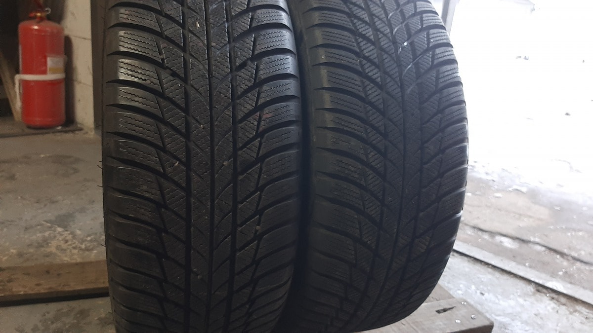 Вживані шини з Європи Bridgstone BlizzakLM001 225/45 R 18