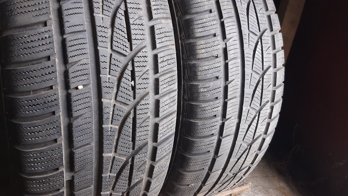 Вживані шини з Європи Hankook WinterICeptEvo 255/55 R 18
